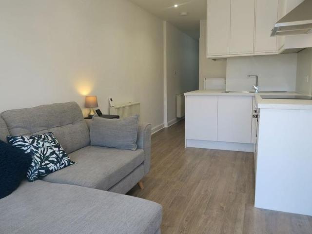 Studio for rent in London Borough of Hounslow, Greater London