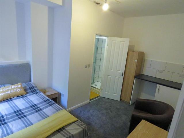 Studio for rent in Ellacombe, Babbacombe