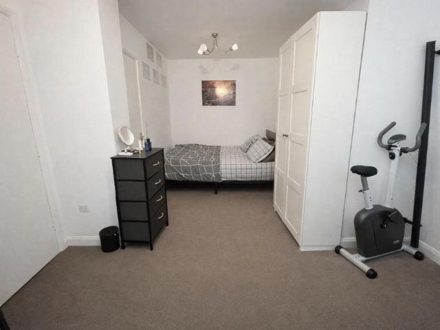 Studio for rent in West Worthing, Worthing