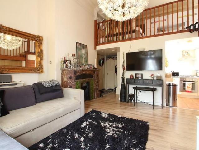 Studio for rent in London Borough of Croydon, Addiscombe