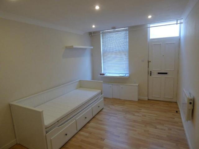Studio for rent in Willowbrae, Scotland