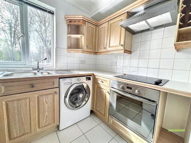 Studio for rent in West Wickham, Isle Of Man