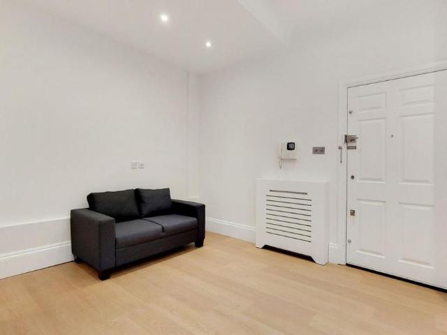 Studio for rent in Chelsea, Greater London