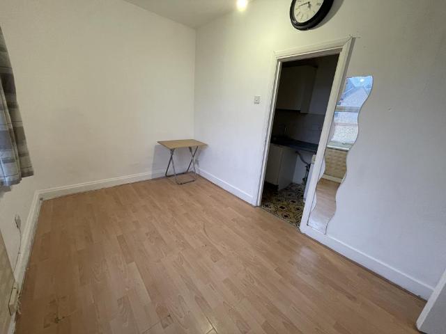 Flat for rent in Greater London