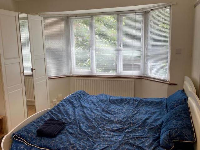 Studio for rent in Haddon, East Midlands