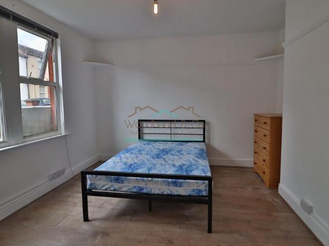 Studio for rent in Burrow's Bush, Wellingborough