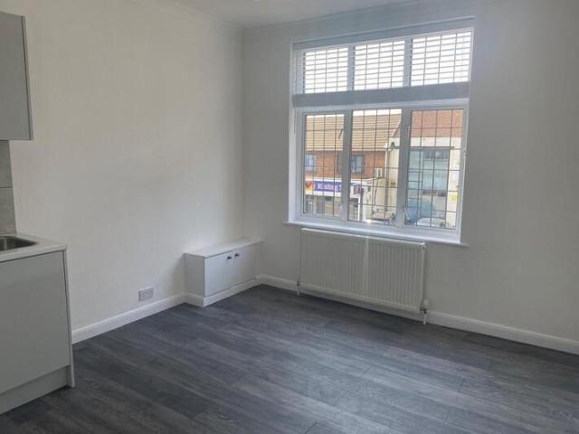 Studio for rent in Petts Wood, Greater London