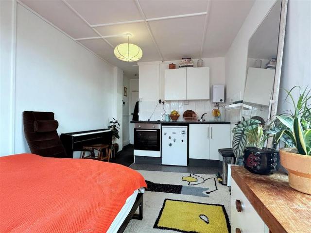 Studio for rent in Brunswick, Isle Of Man