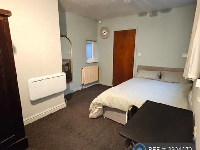 Flat for rent in Spring Park, Luton