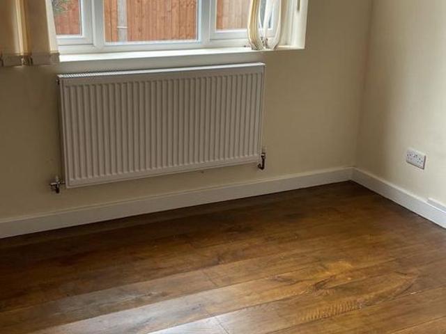 Studio for rent in West Midlands