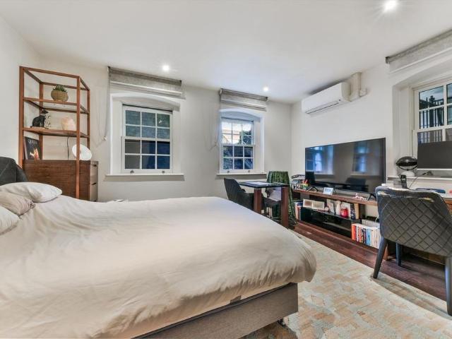 Studio for rent