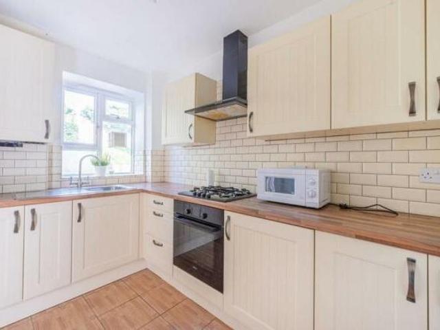 Flat for rent in London Borough of Lewisham, Blackheath