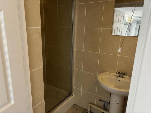 Studio for rent in Rodwell, Weymouth