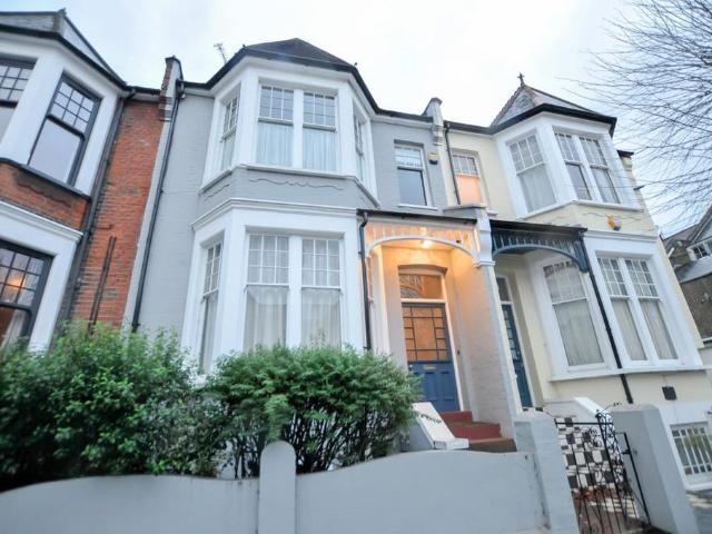 Flat for rent in Clapton, Upper Clapton