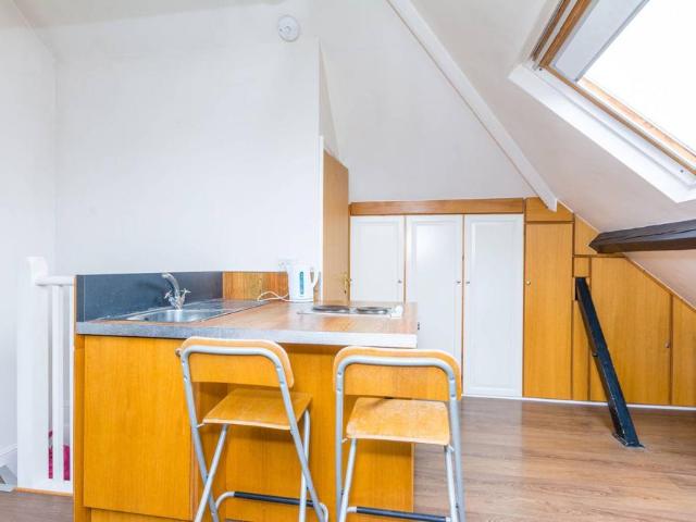 Flat for rent in London Borough of Ealing, Greater London