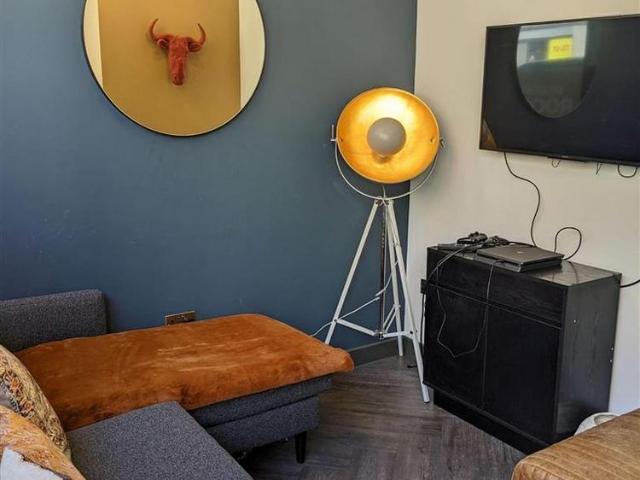 Studio for rent in Old Town, Scotland