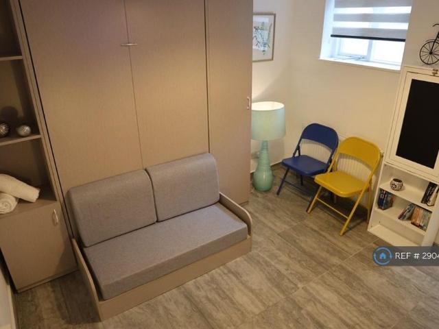 Studio for rent in Tufnell Park, Greater London