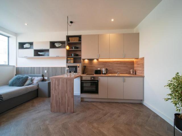 Flat for rent in Pennycomequick, Mount Wise