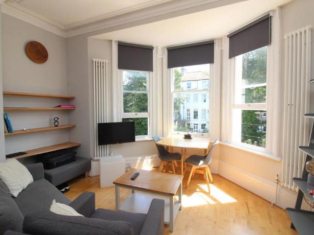 Studio for rent in Brunswick