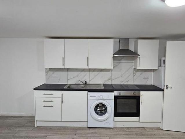 Studio for rent in East Sheen, Greater London