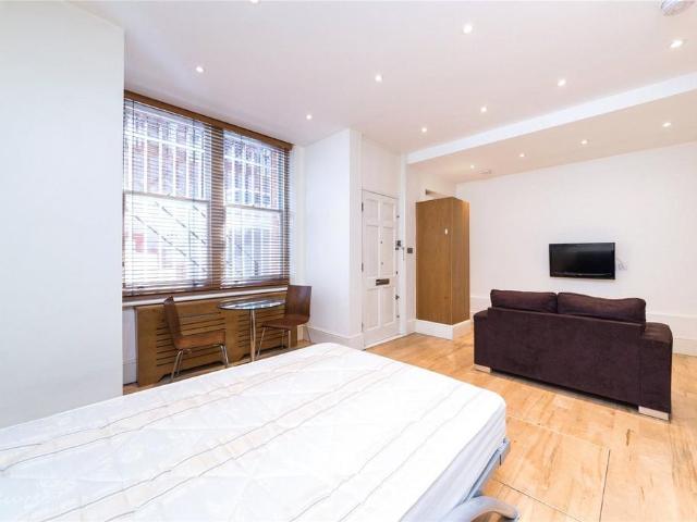 Flat for rent in Chelsea, Greater London