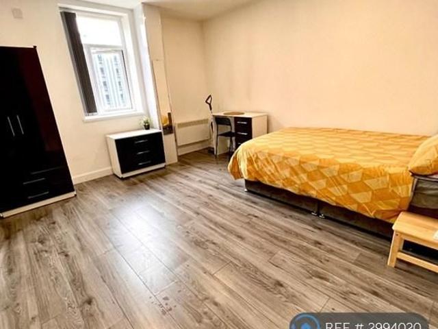 Studio for rent in Hillfields, West Midlands
