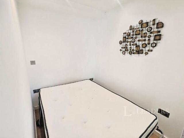 Studio for rent in Camp Field, Leeds