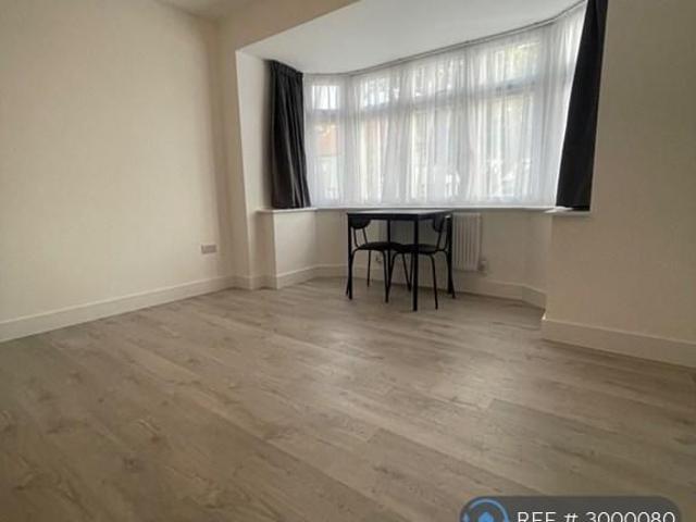 Studio for rent in Edmonton, Greater London