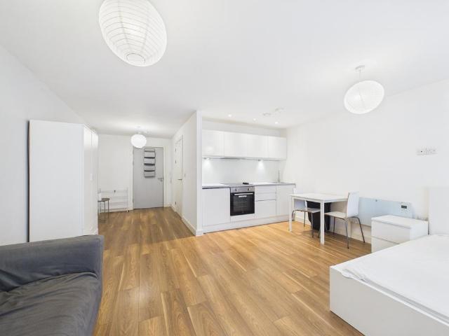 Flat for rent in Ropewalks, Calderstones