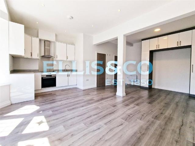 Studio for rent in Batchworth