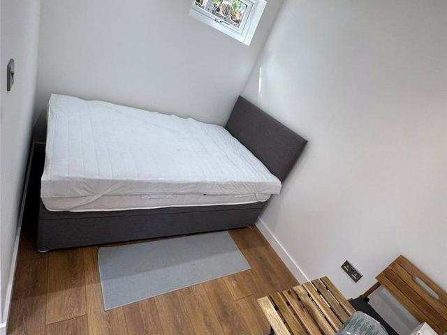 Studio for rent in Greater London