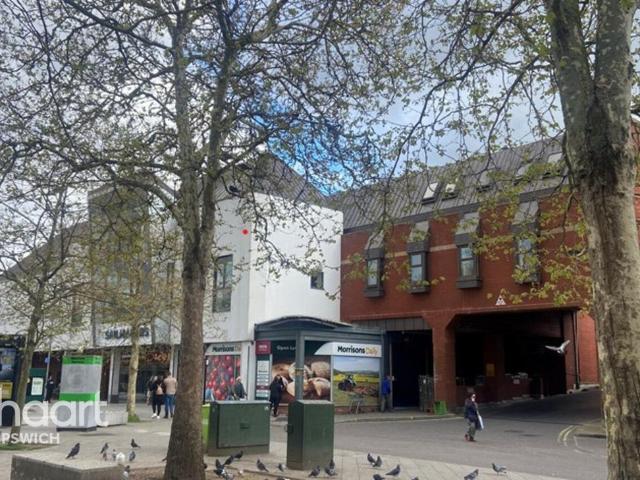 Flat for rent in Key Street, Suffolk