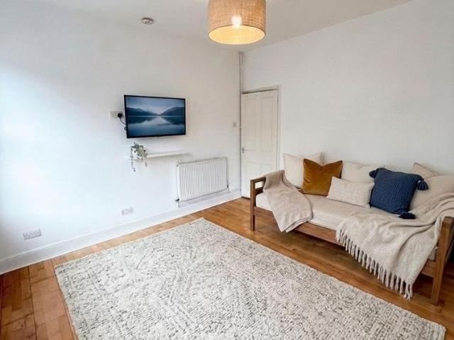 Studio for rent in New Normanton, East Midlands