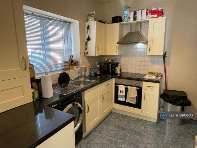 Studio for rent in Clapham, West Sussex