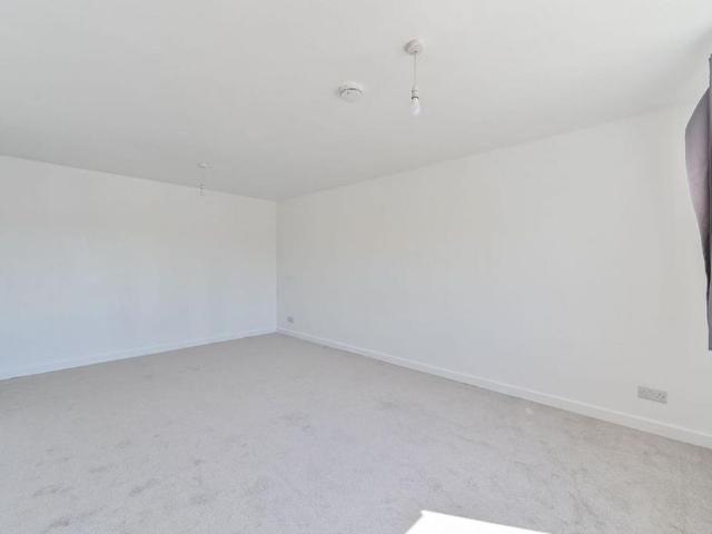 Studio for rent in Charlton Riverside, Greater London