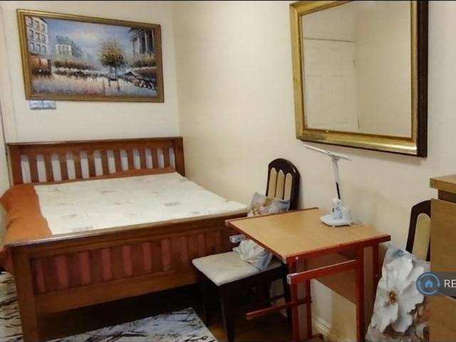 Studio for rent in Greater London