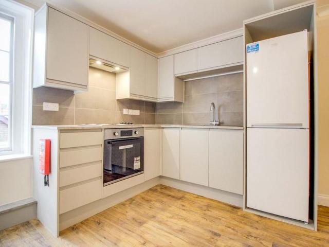 Studio for rent in Old Town, Swindon