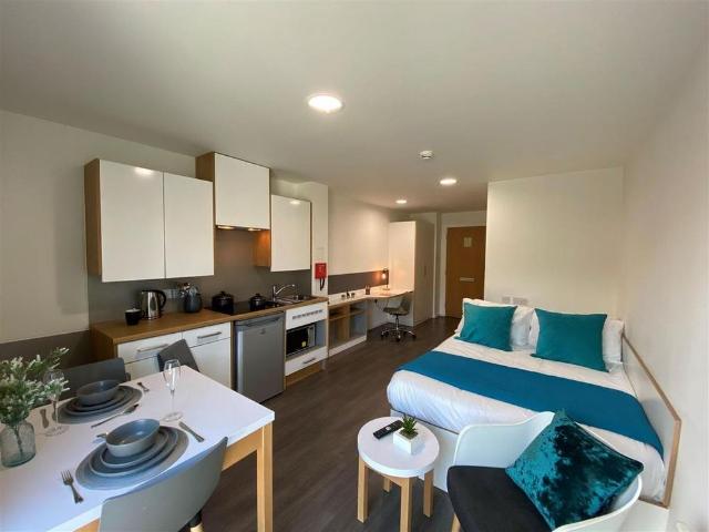 Studio for rent in City Centre, South Yorkshire