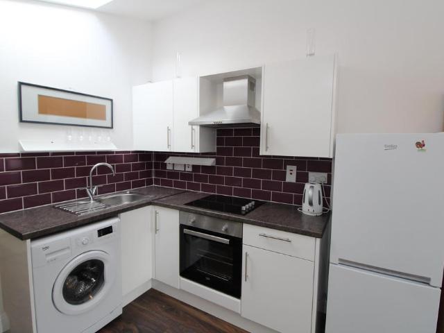 Flat for rent in Beddington, Greater London