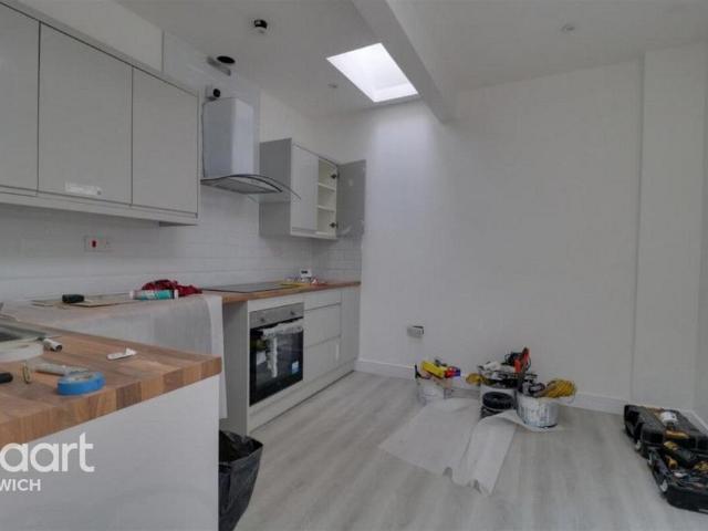Flat for rent in The Dales, Key Street