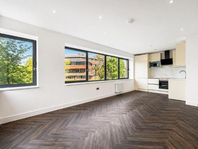 Studio for rent in Edenbrook, Hart