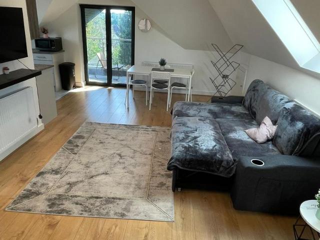 Flat for rent in Coulsdon, London Borough of Croydon