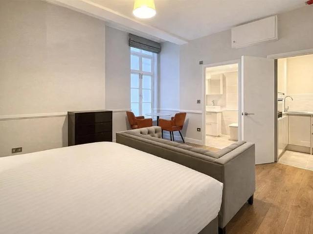 Studio for rent in East Marylebone, Greater London