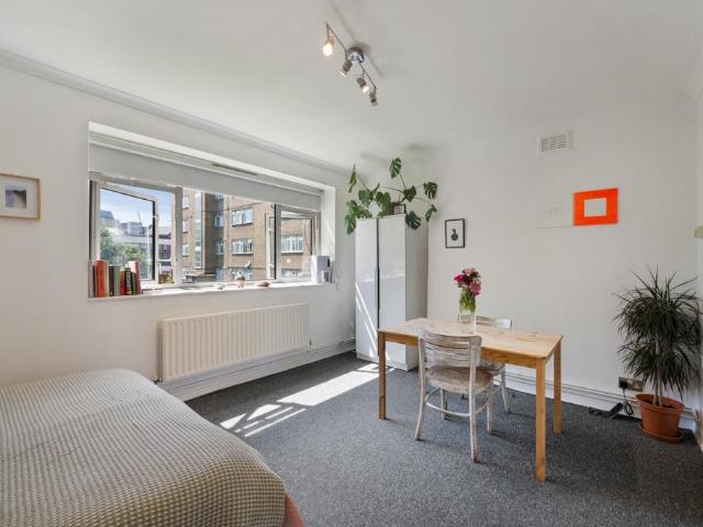 Flat for rent in Greater London