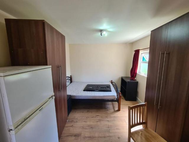 Studio for rent in Clayhall, Greater London