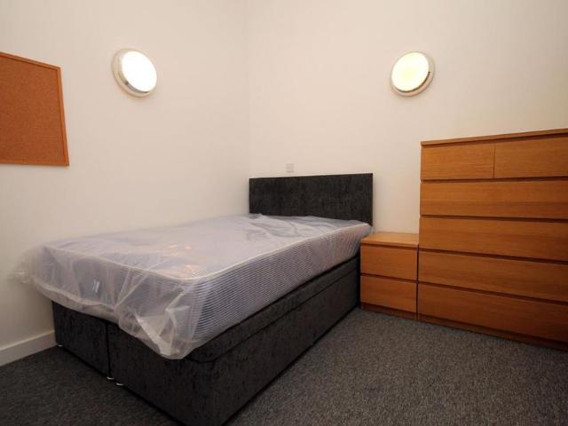 Studio for rent in Midway, Kent