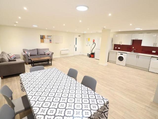 Studio for rent in St James' End, Northampton