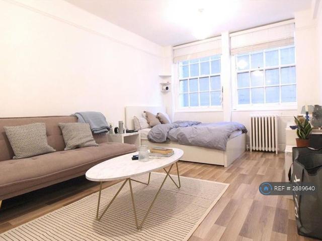 Flat for rent in Marylebone, Greater London