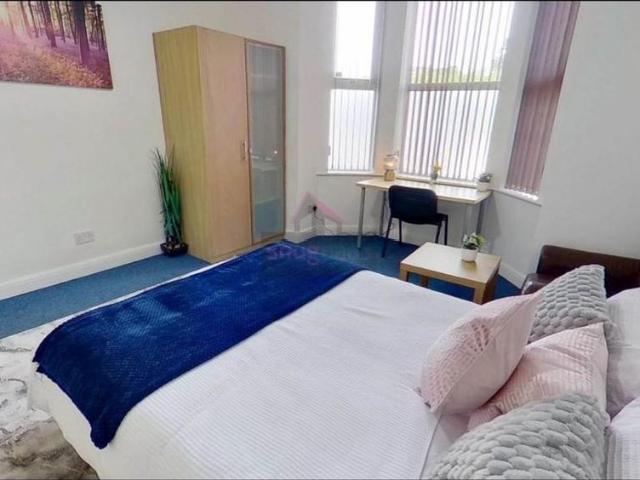 Studio for rent in Salford, Greater Manchester
