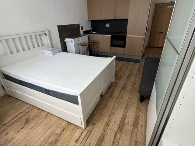 Studio for rent in London Borough of Ealing, Greater London
